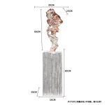 Modern creative abstract crafts sculptures, transparent resin ornaments in the entrance hall, floor to ceiling living room soft decoration, high-end atmosphere