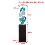 Modern creative abstract crafts sculptures, transparent resin ornaments in the entrance hall, floor to ceiling living room soft decoration, high-end atmosphere