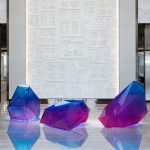 Transparent resin luminous landscape stone sculpture villa courtyard hotel pool model room floor soft decoration ornament