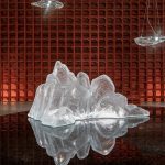 Modern minimalist transparent resin rockery sculpture decoration villa courtyard hotel lobby front desk model room decoration