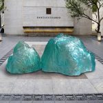 Transparent resin luminous landscape stone sculpture villa courtyard hotel pool model room floor soft decoration ornament