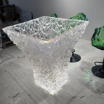 Light luxury creative transparent resin tea table, villa living room, model room, high-end designer, artistic crystal round table